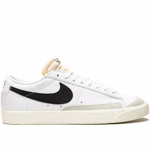 Blazer Low '77 Vintage "White/Black" sneakers
