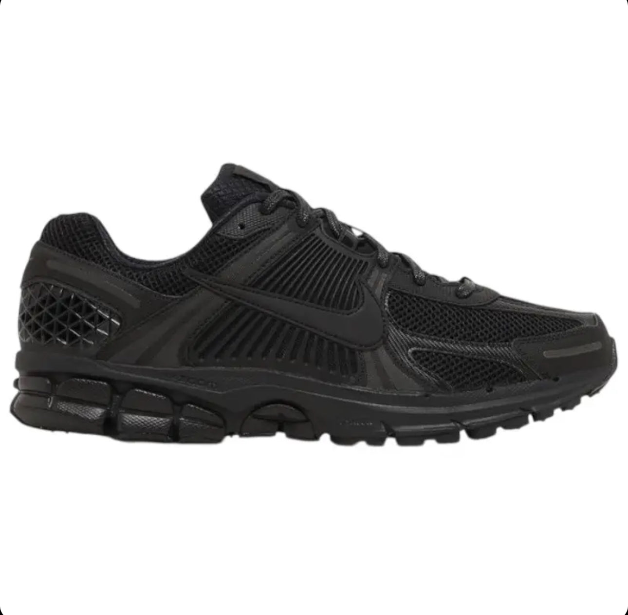 Nike Zoom Vomero 5 all black