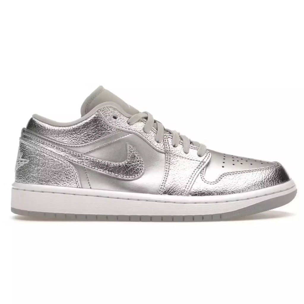 Nike Air Jordan Low SE - Metallic Silver