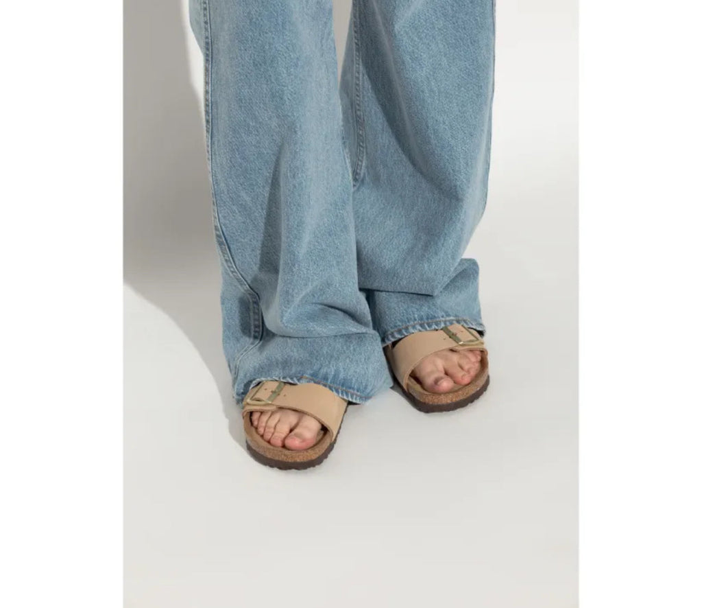Birkenstock Arizona leather sandals