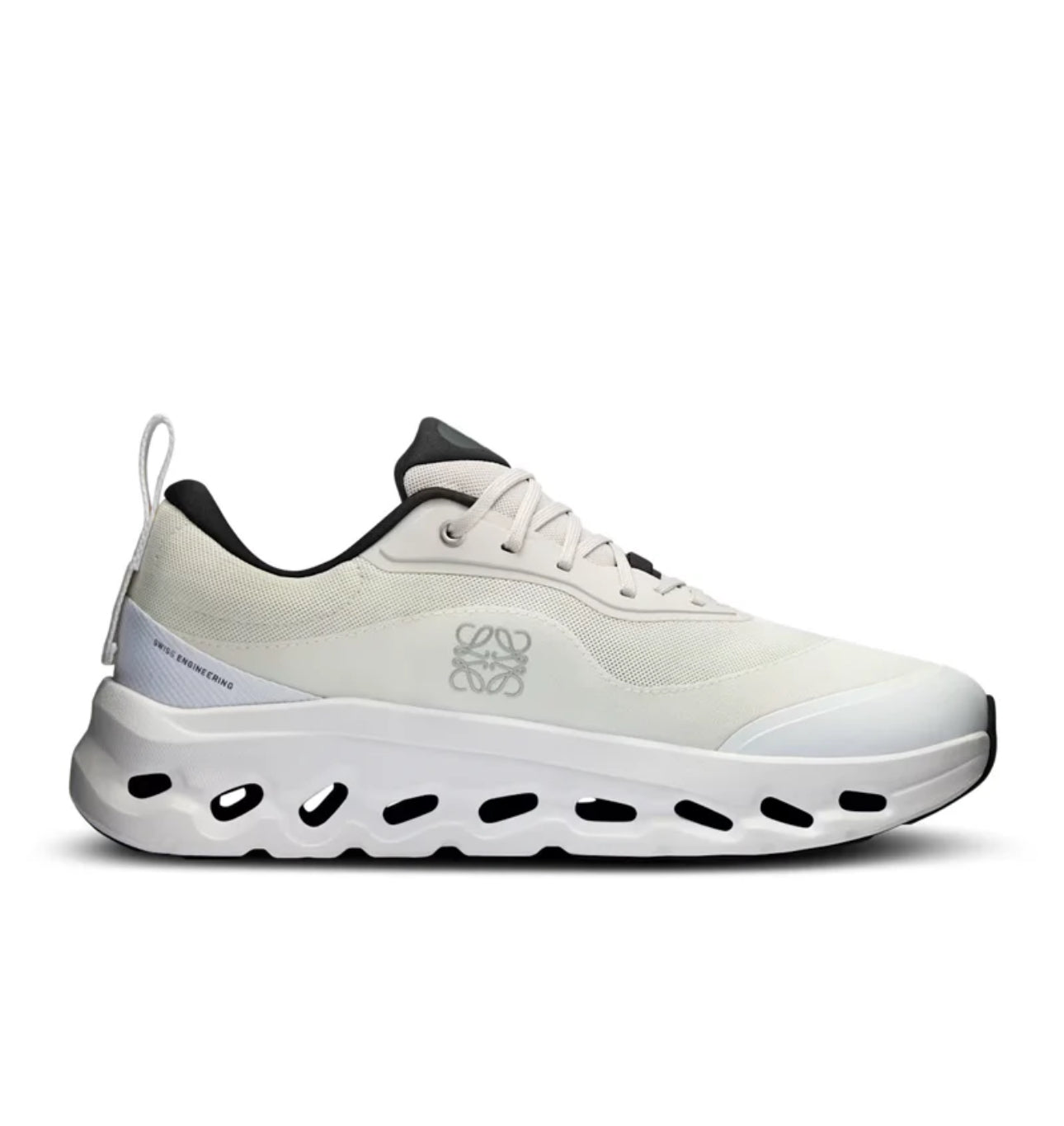 Sale On Running Cloudtilt LOEWE2 Sand/White