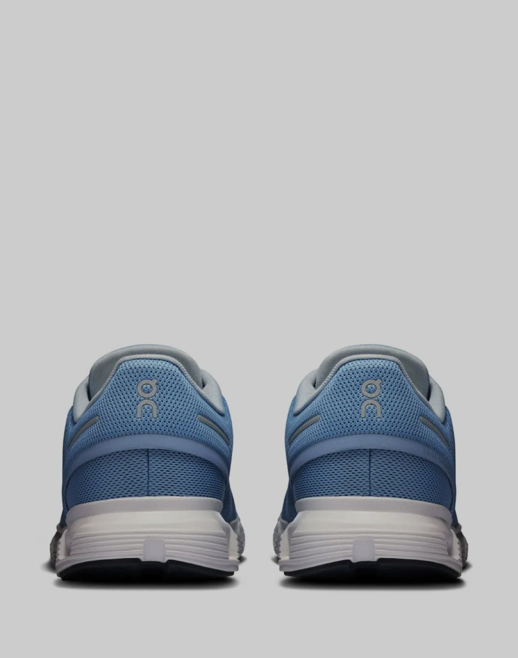 On Running Cloud 6 Chambray White