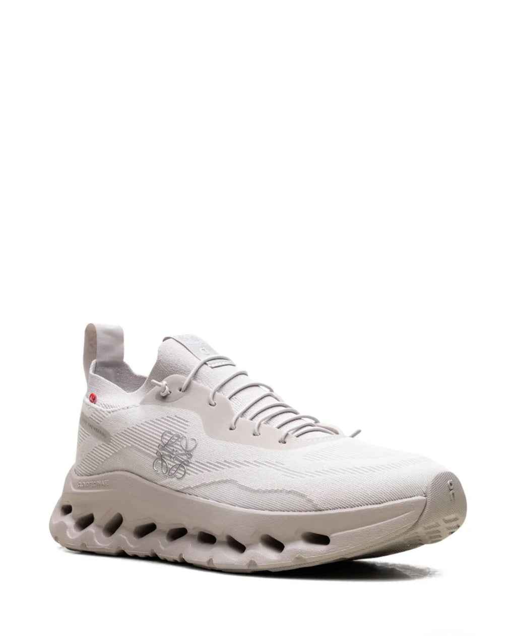 On Running Cloudtilt Loewe Sand