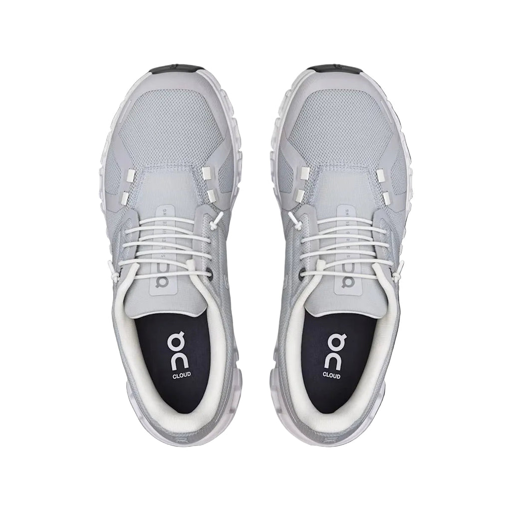 On cloud 6 Glacier | White